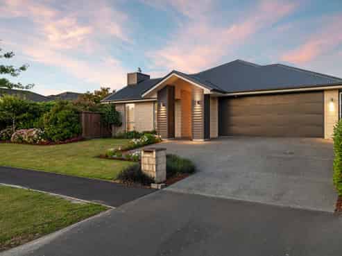 16 Temple Avenue, Lincoln