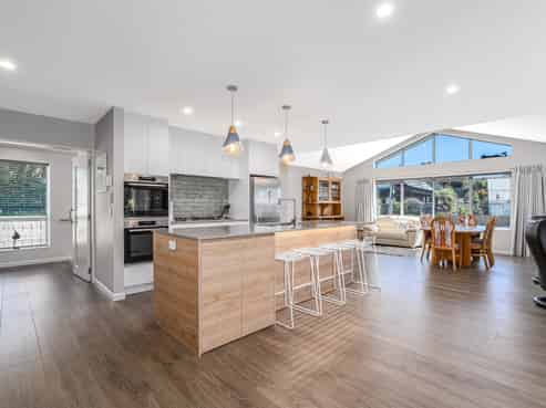 118 Rosetta Road, Raumati South