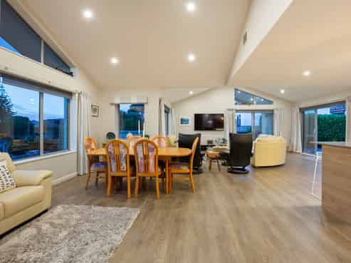 118 Rosetta Road, Raumati South