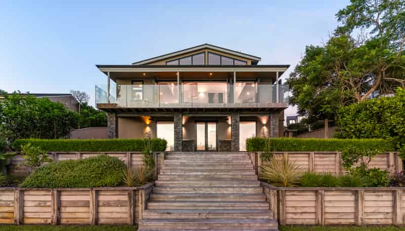 8 Eric Price Avenue, Takapuna