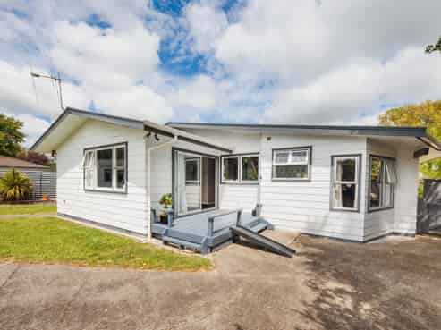 22 Saturn Crescent, Milson