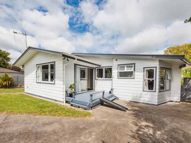 22 Saturn Crescent, Milson