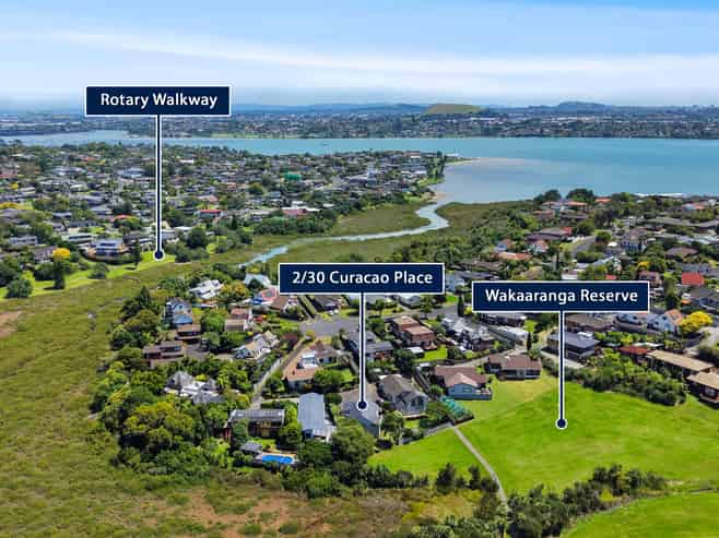 2/30 Curacao Place, Half Moon Bay