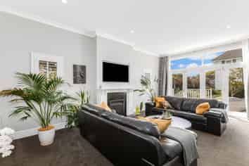 49 Messines Road, Karori