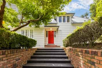 49 Messines Road, Karori