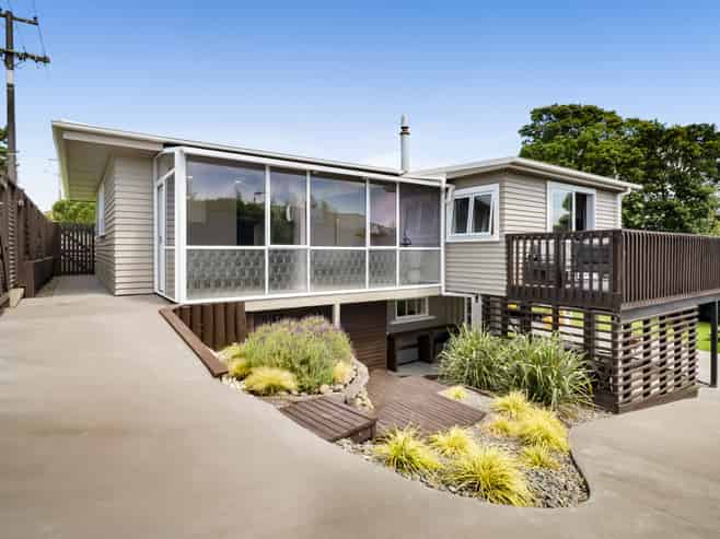 112 Smart Road, Glen Avon