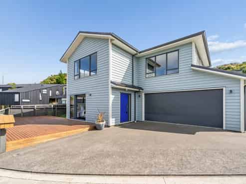 12 Grumman Lane, Newlands