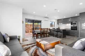 22a Survila Street, Takanini