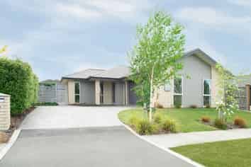 21 Faringdon Boulevard, Rolleston