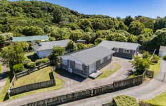 43 Hookway Grove, Paraparaumu