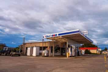 Mechanic Workshop with Fuel Forecourt - Southland