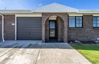 22B Moulson Street, Strathern