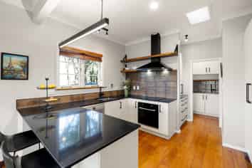 4 Kakanui Avenue, Hillcrest