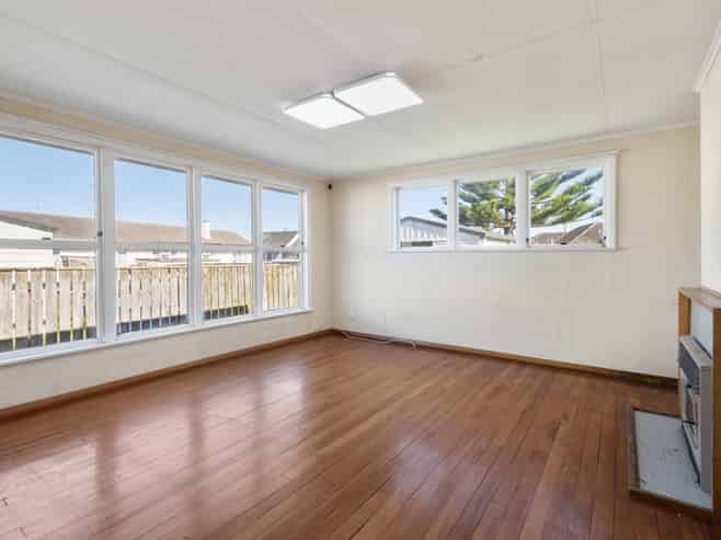 6 Taumaihi Street, Bulls