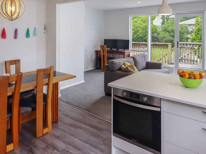 15 James Grove, Stokes Valley