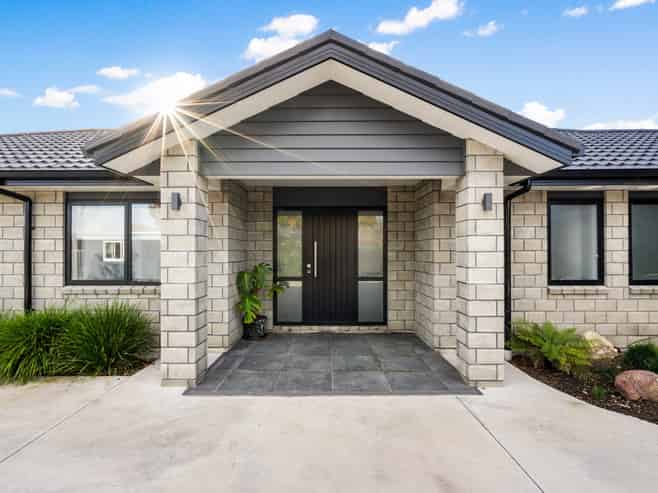 254 Riverbend Road, Meeanee