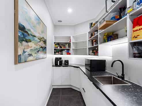 254 Riverbend Road, Meeanee