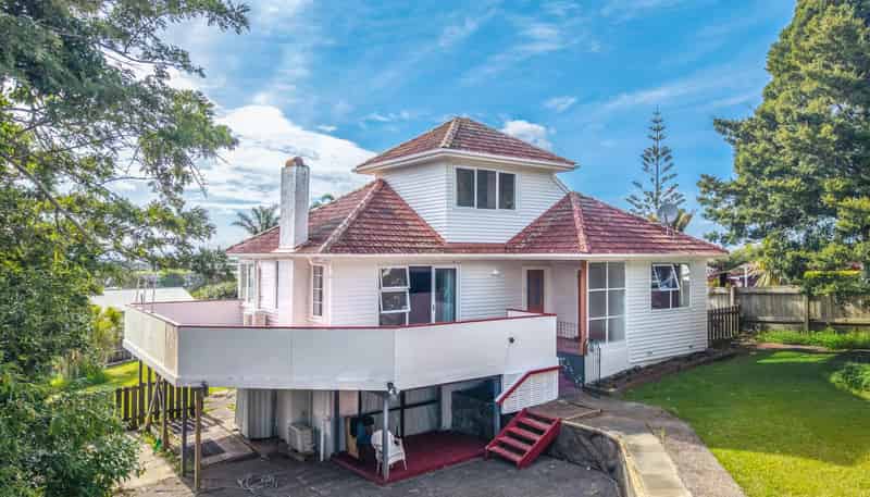 1602  Dominion Road Extension, Mount Roskill