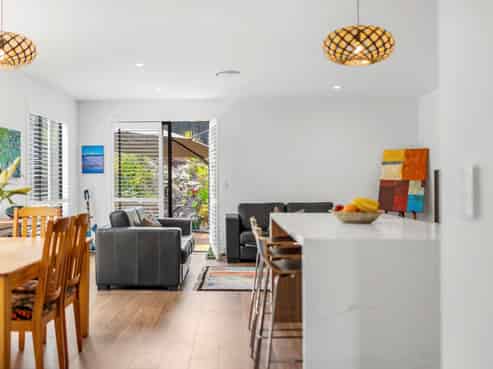 18 Arthur Wright Place, Maraetai