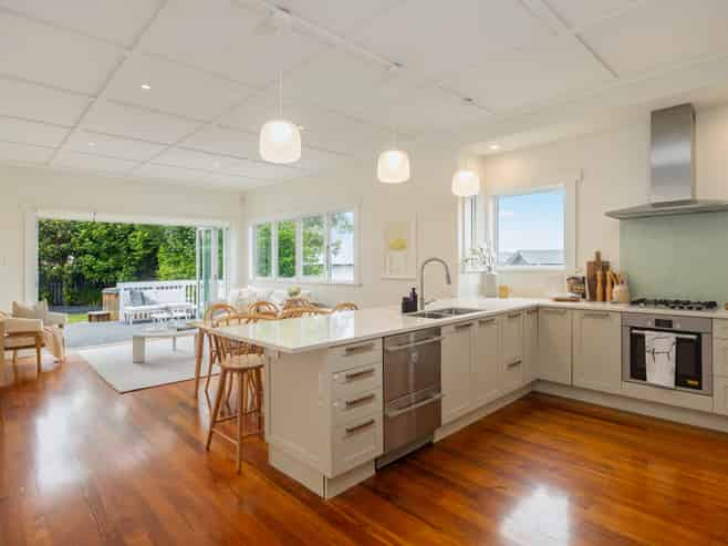 11 Mountfield Terrace, Mount Albert