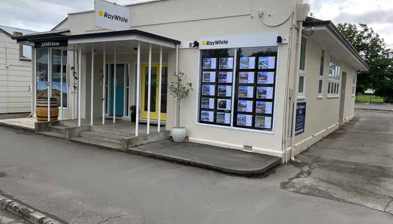 82 Main Street, Greytown