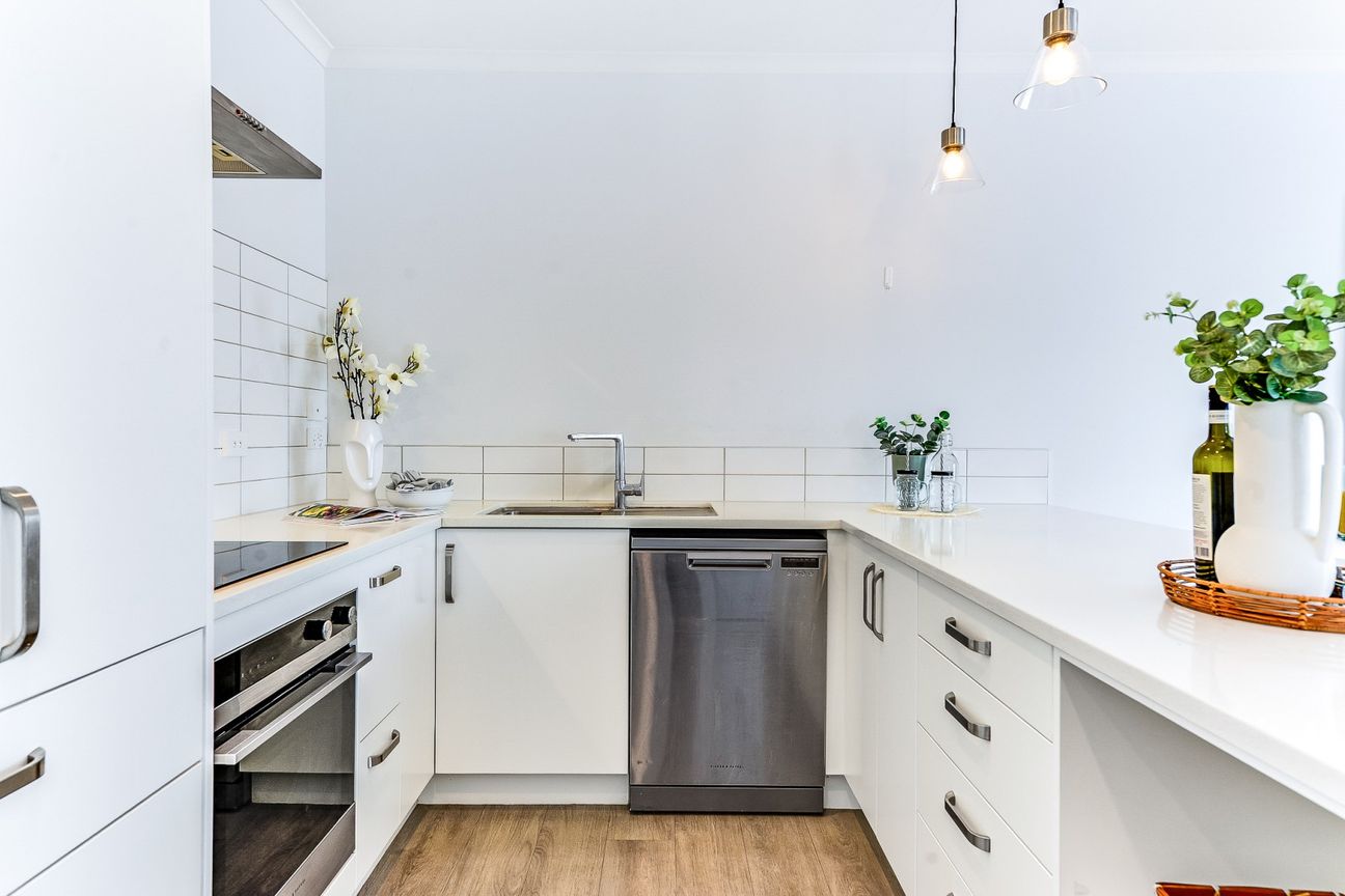 Lake Living Meets Smart Investing - Aanzicht 6