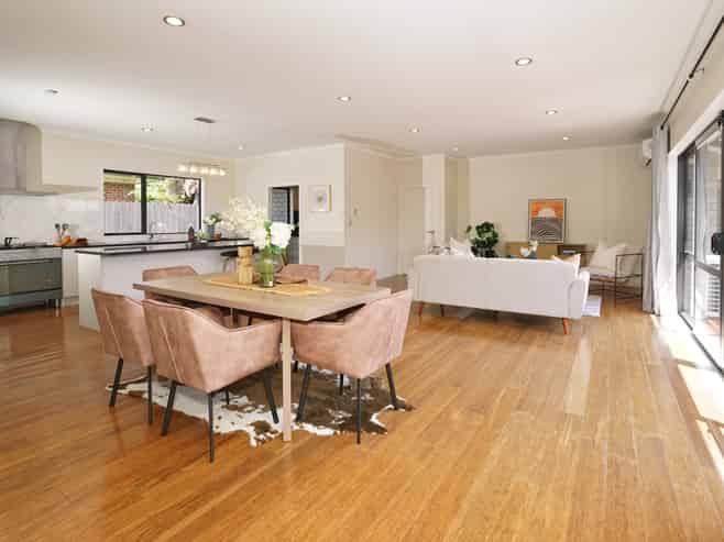 8 Berkley Avenue, Hillcrest