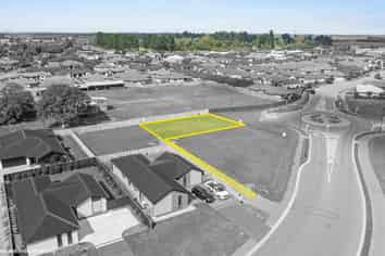 114 Carnaveron Drive, Lincoln