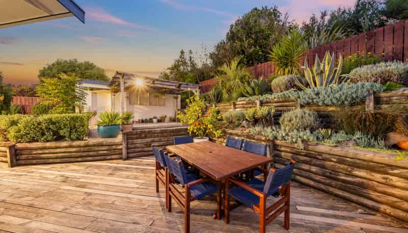 21 Oaklands Grove, Clouston Park