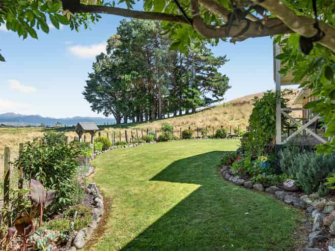 44 James Road, Masterton