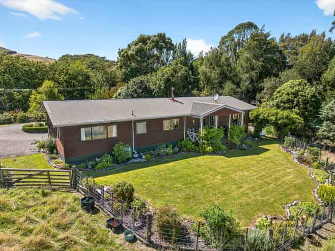 44 James Road, Masterton