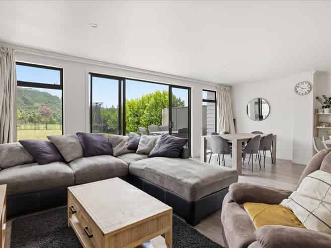 103 Awataha Crescent, Pyes Pa