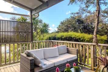 10 Hobson Terrace, Onetangi