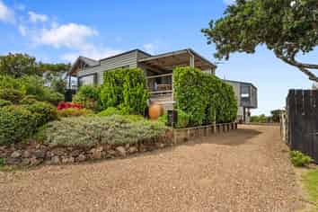 13 Hauraki Road, Oneroa