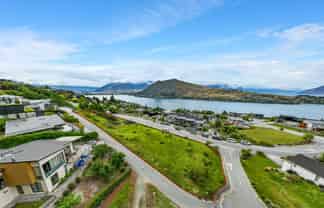 2-10 Saint Georges Avenue, Queenstown