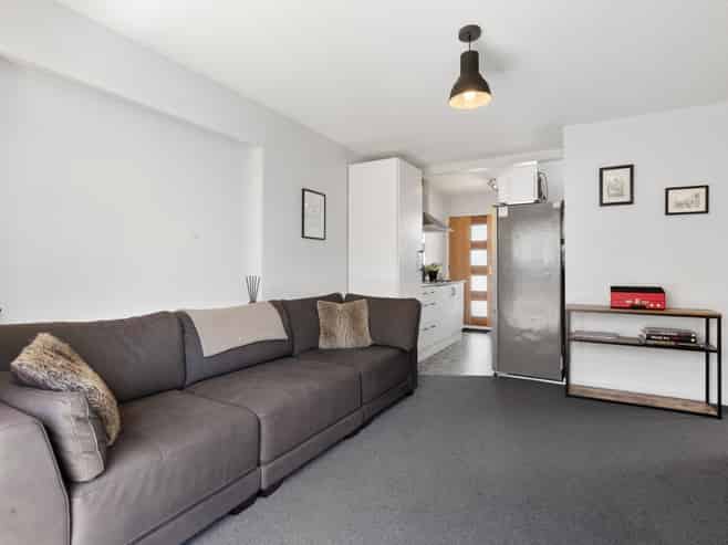 8/57 Bordesley Street, Linwood