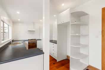 74 Nottingham Street, Karori