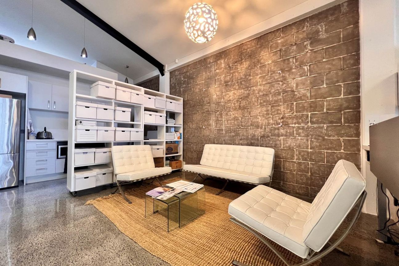 MODERN GREY LYNN OFFICE - Bild 6