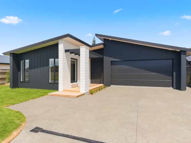 116 The Drive, Paraparaumu Beach
