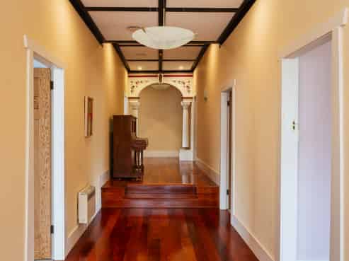 8B Alexis Avenue, Mount Albert