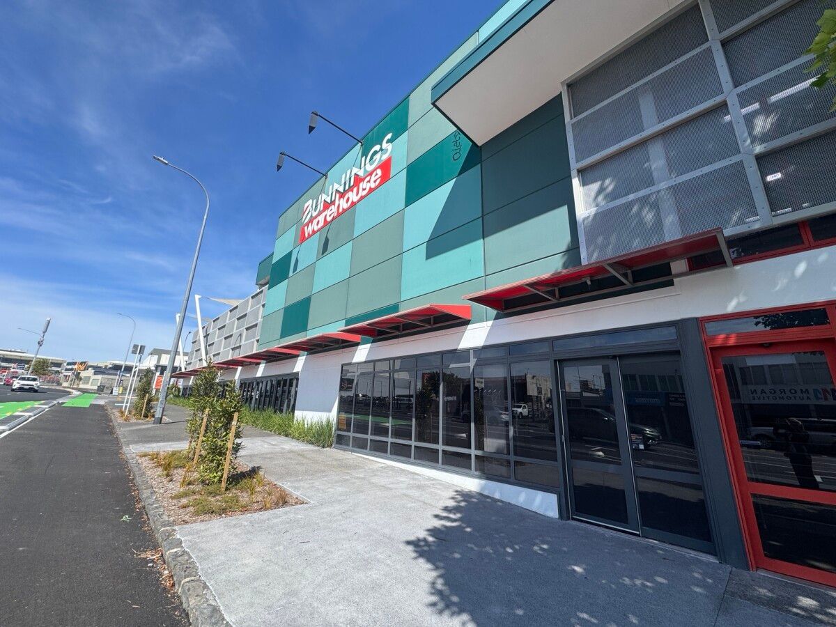Flexible Retail Tenancy on Great North Road – pohled 2