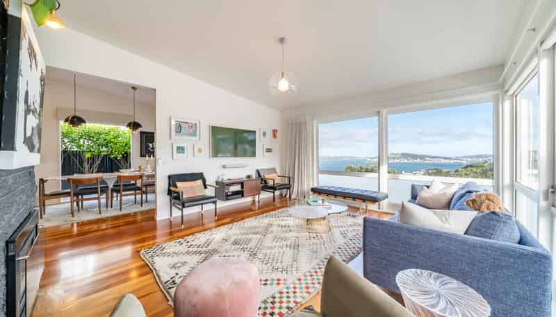 42 Lohia Street, Khandallah