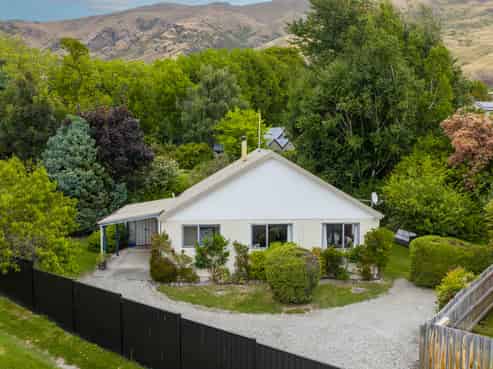 5B Larch Place, Wanaka