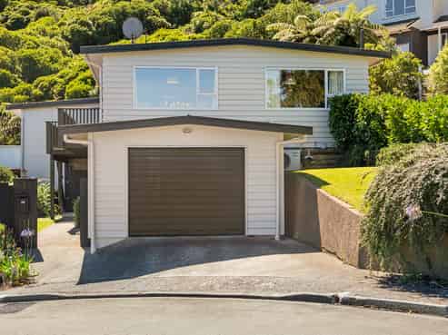 28 Govind Grove, Ngaio