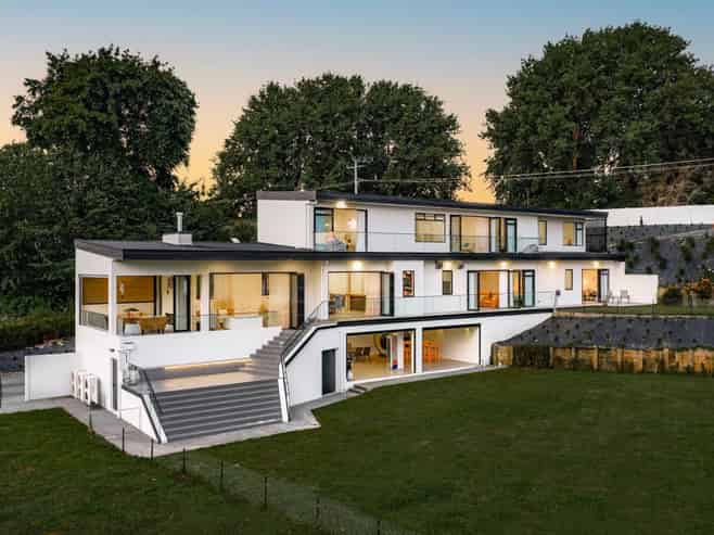 2221 River Road, Horsham Downs