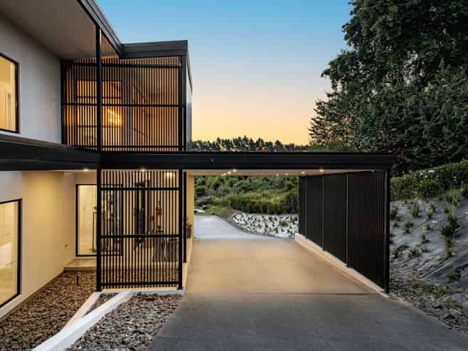 2221 River Road, Horsham Downs