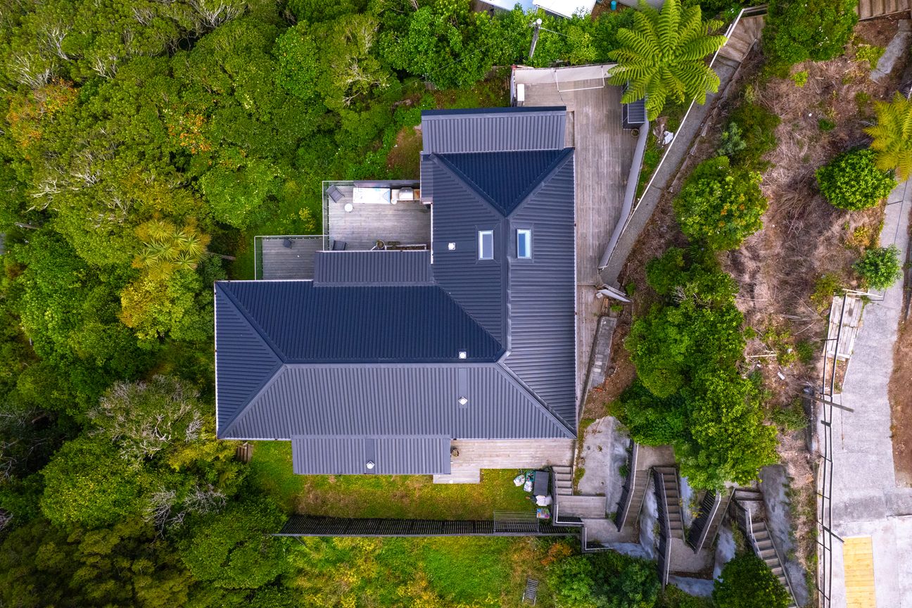 MORTGAGEE SALE - INVESTMENT OR HOME + INCOME - Bild 3