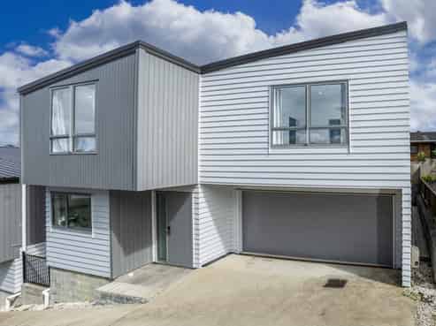 32B Gulf View Road, Murrays Bay