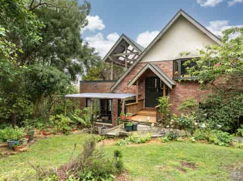 38 Moerangi Street, Broad Bay