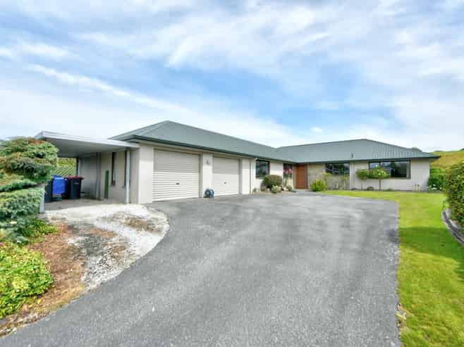 10 Romney Place, Gore